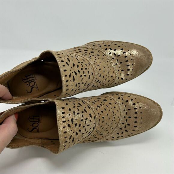 Sofft Beige Gold Tan Leather Wyoming Laser Cut Ankle Booties Size 7M Back Zip - Picture 11 of 12